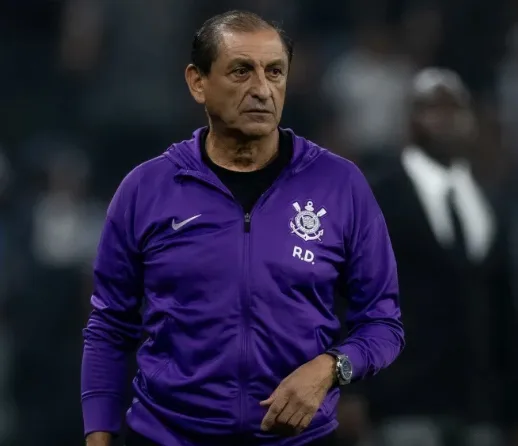 No Brasil, último clube de Ramón Díaz foi o Corinthias (Foto: Agência Corinthias/Divulgação)